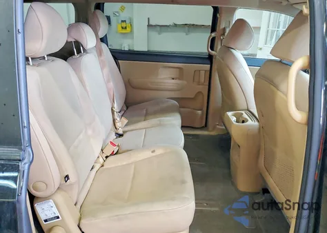 2016 Kia Sedona Lx из США, поврежденный, VIN KNDMB5C10G6142661